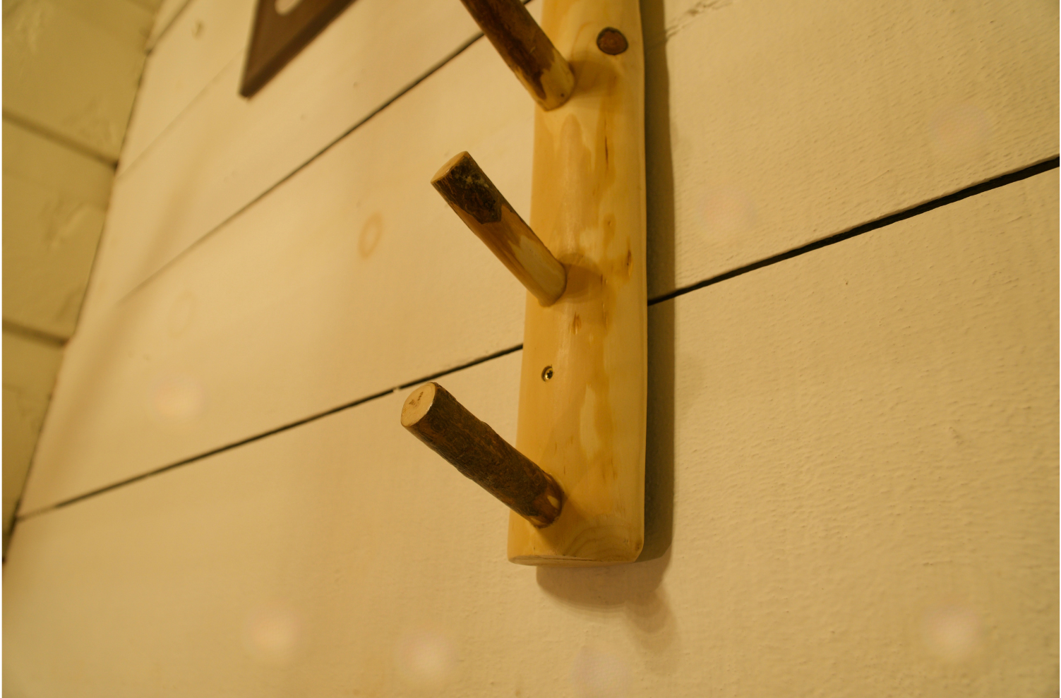 Rich Mountain Wood Wall Rack