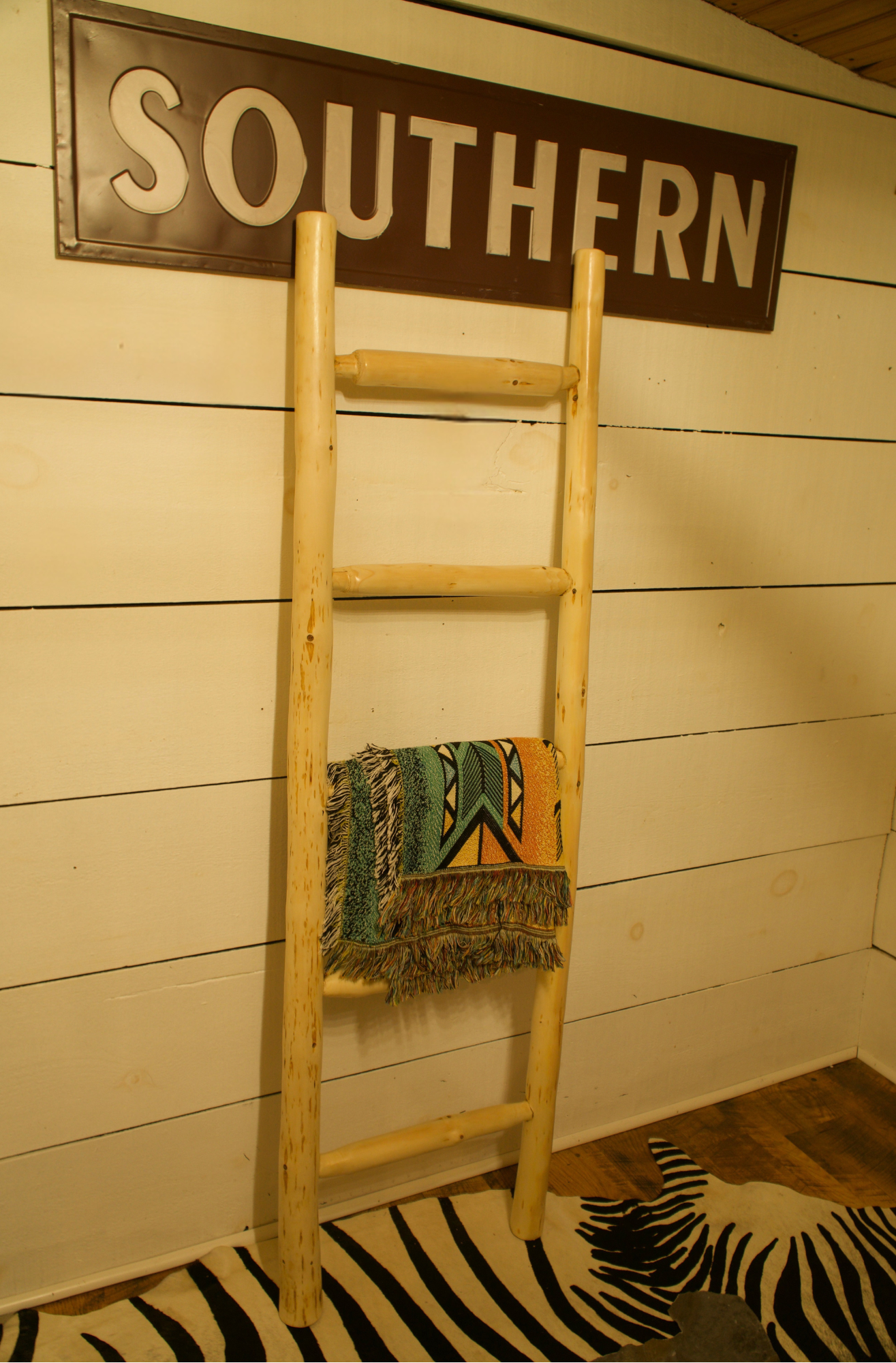Signature Wooden Decor Ladder