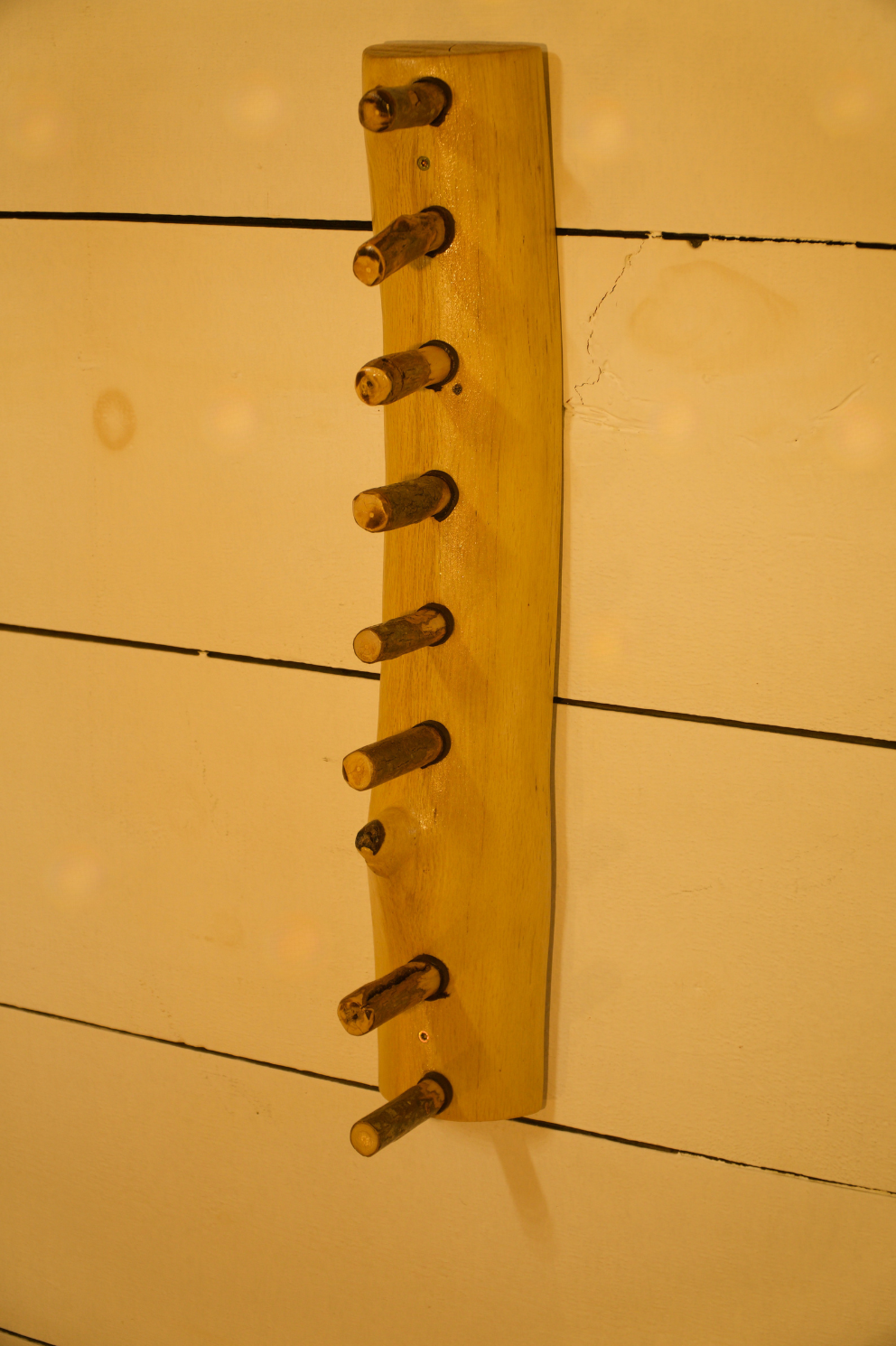 Knotted Oak Wall Rack