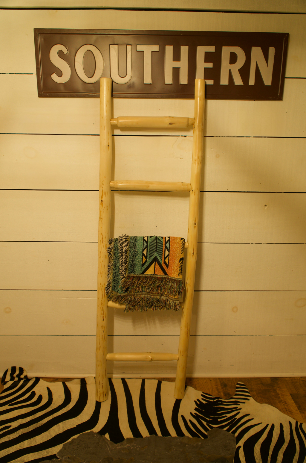 Signature Wooden Decor Ladder