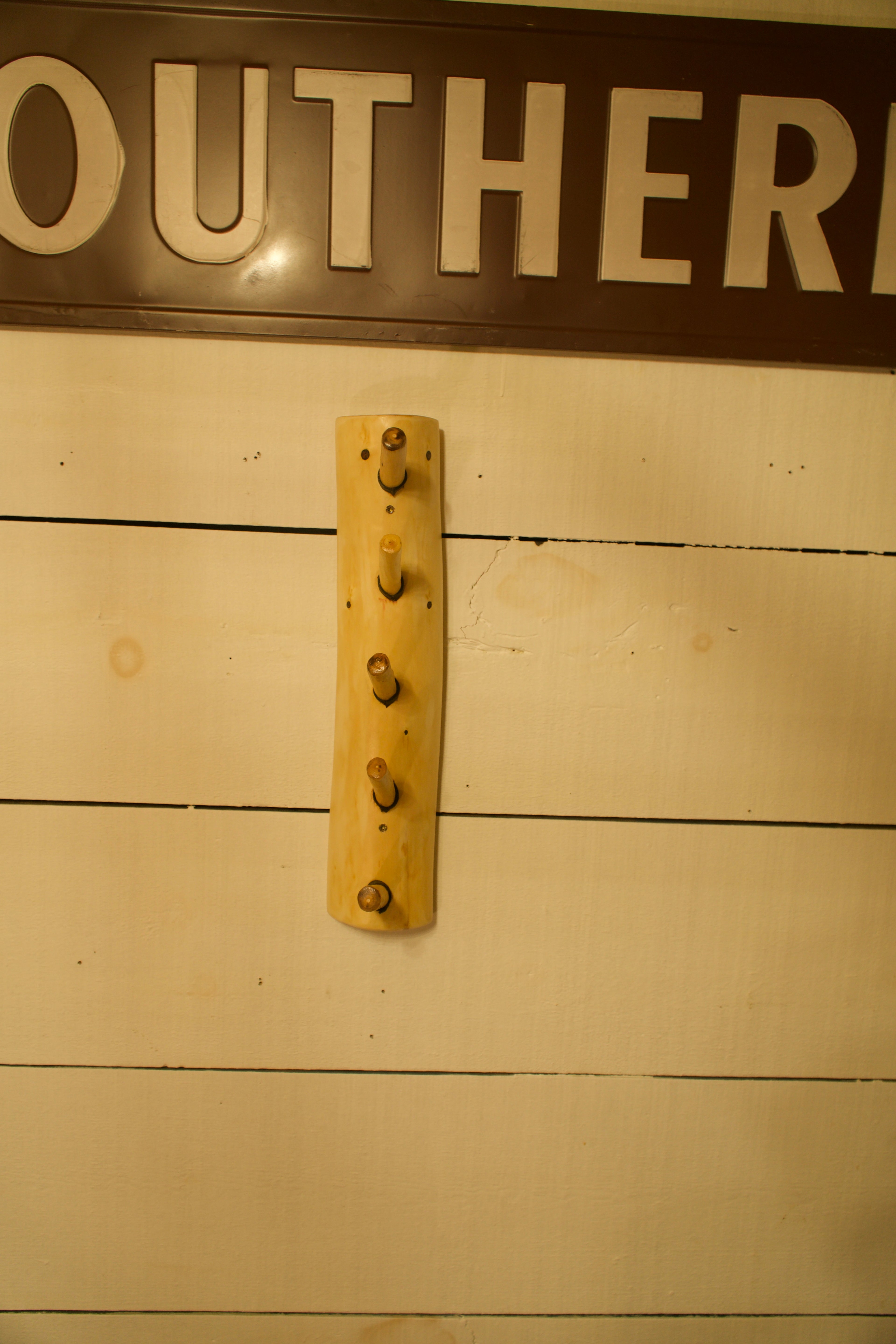 Bald Mountain Pine Wall Rack