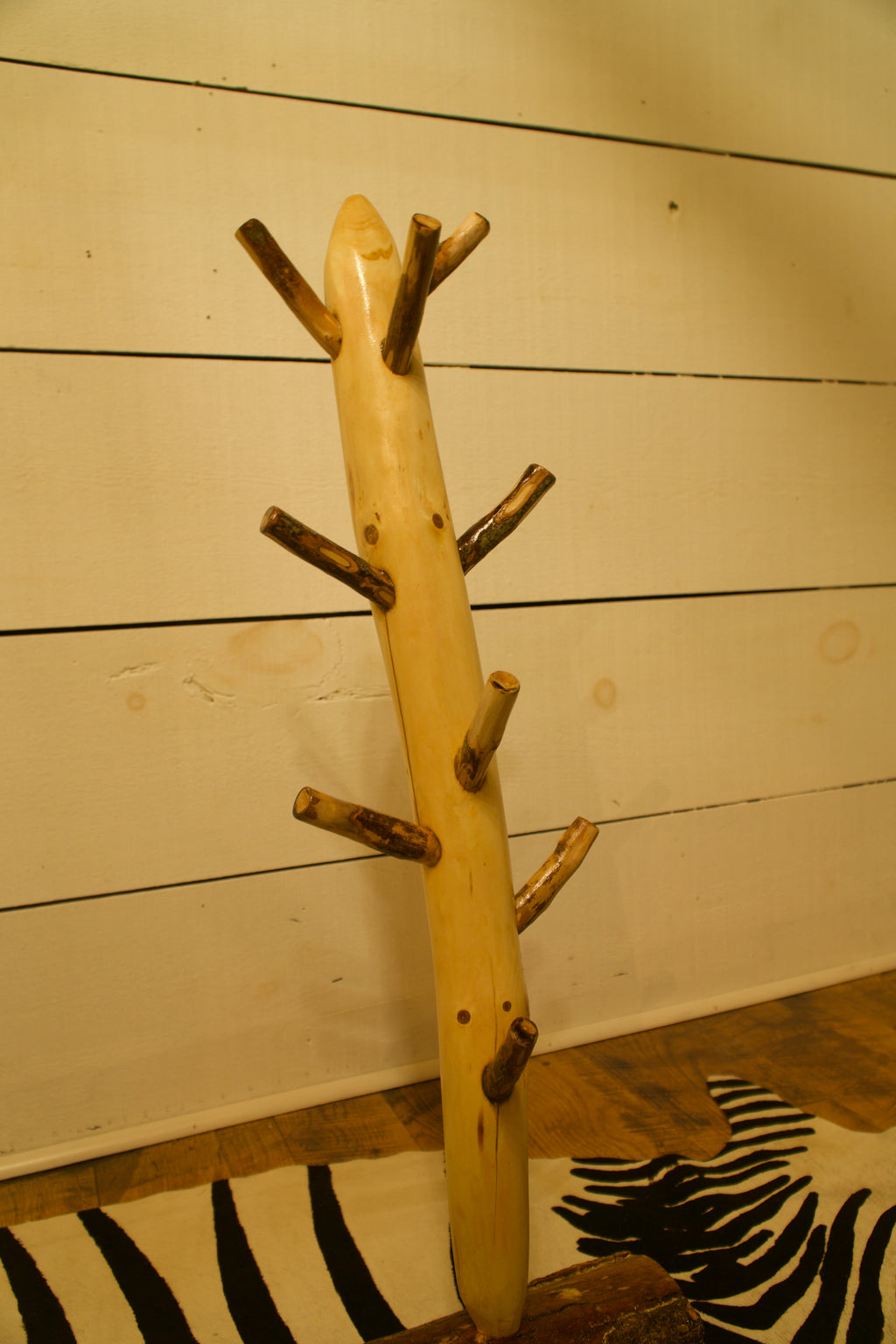 Mountain Oak and Pine Coffee Mug Rack