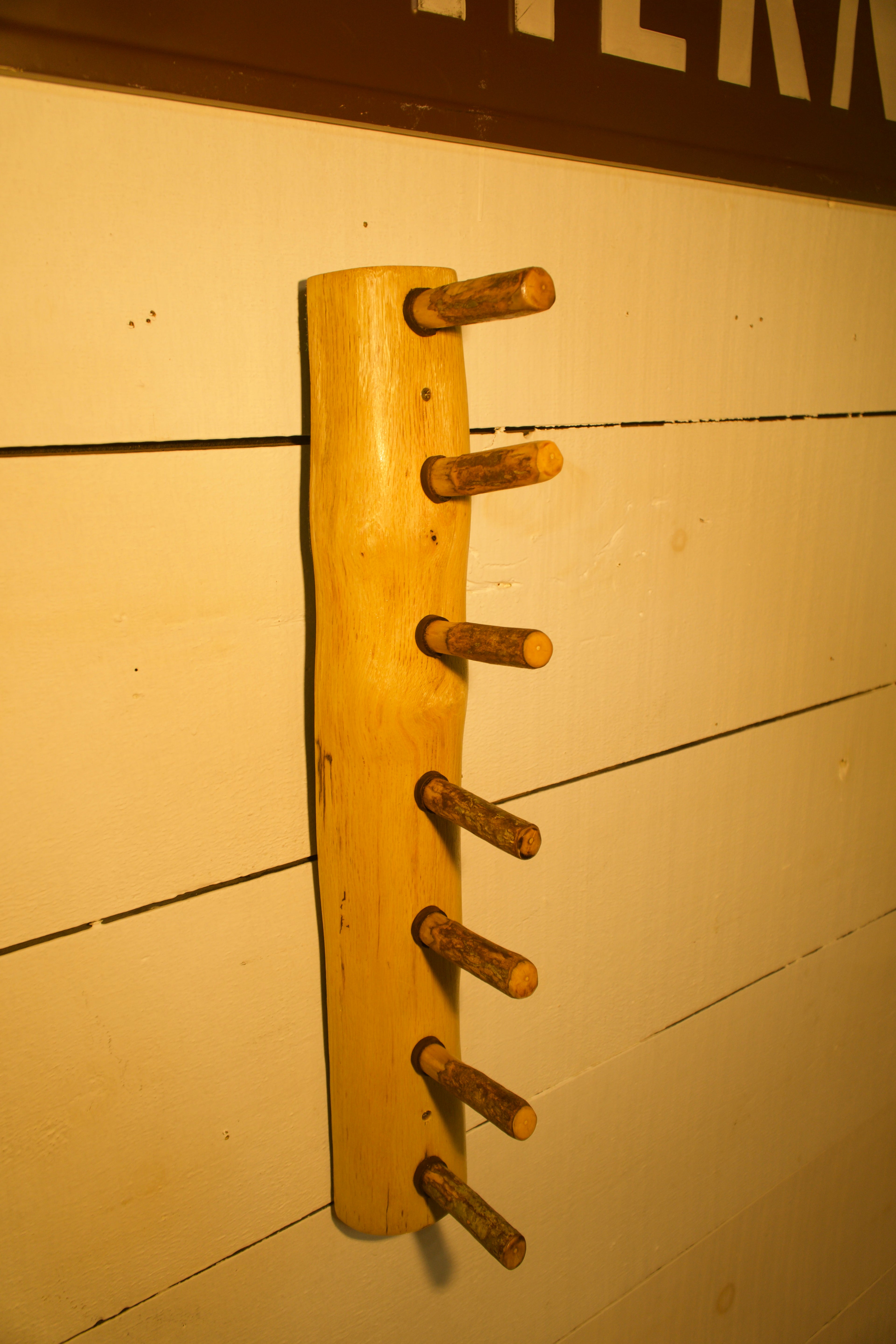 Woodland Oak Wall Rack